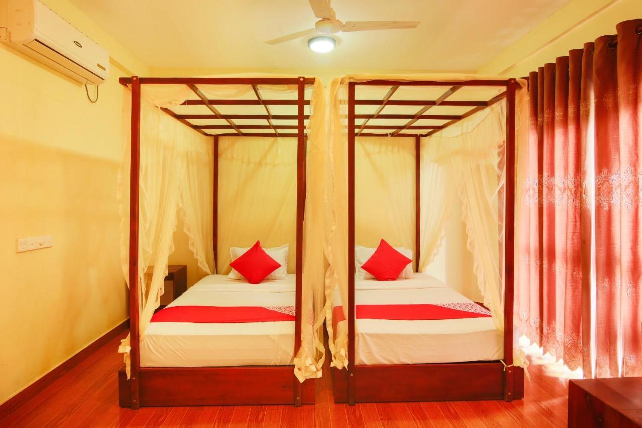 Oyo 553 Polhena Bay Resort Matara Extérieur photo