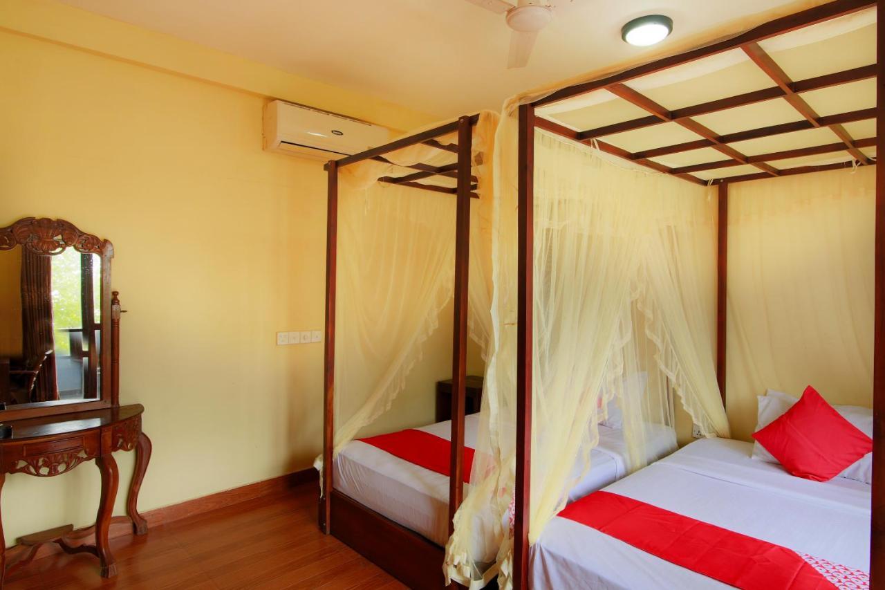 Oyo 553 Polhena Bay Resort Matara Extérieur photo
